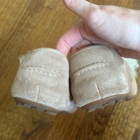 UGG Kaley Wisp Loafers with Fur Lining - Picture 10 of 16